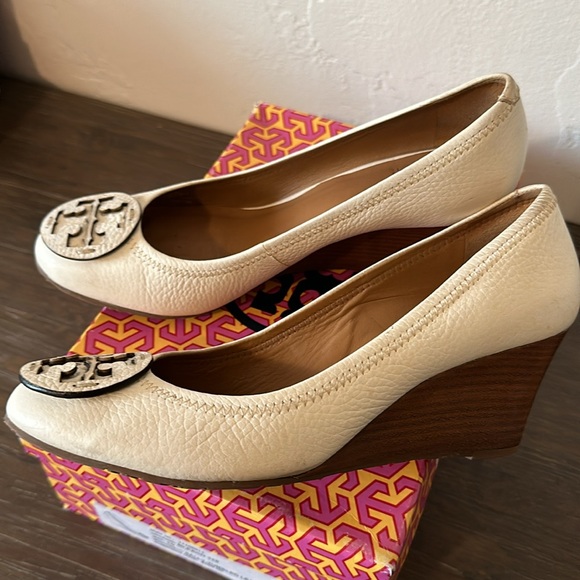 Tory Burch Sally Wedges - Picture 3 of 6